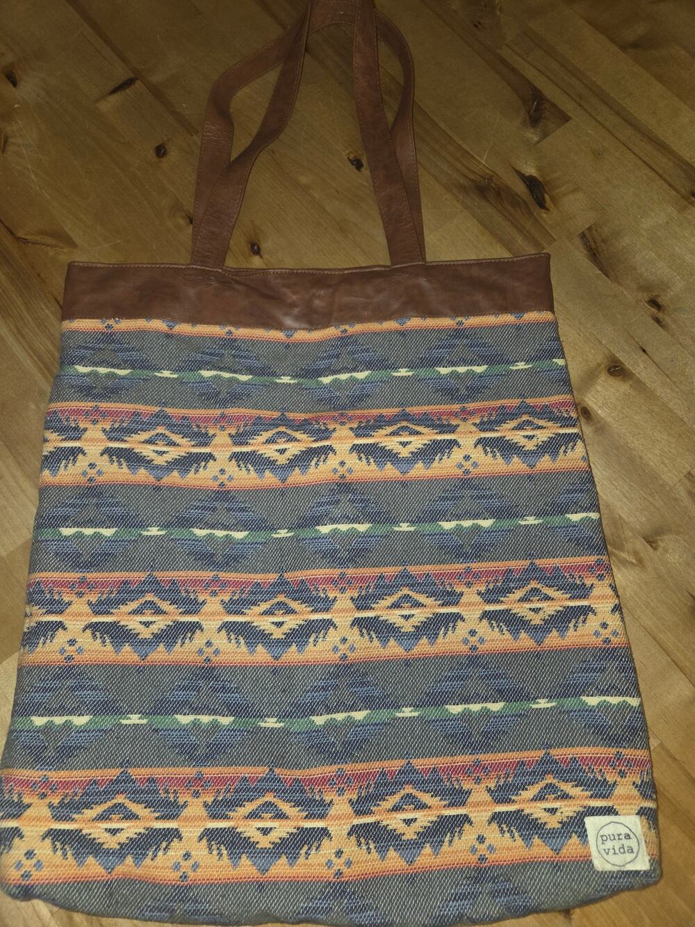 Pura Vida Geometric Aztec Print Woven Tapestry Tote Shoulder Bag
